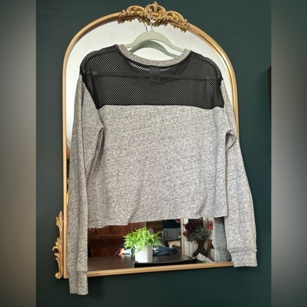 Pink Victoria’s Secret Fishnet Cropped Sweater, Size S - Picture 3 of 6
